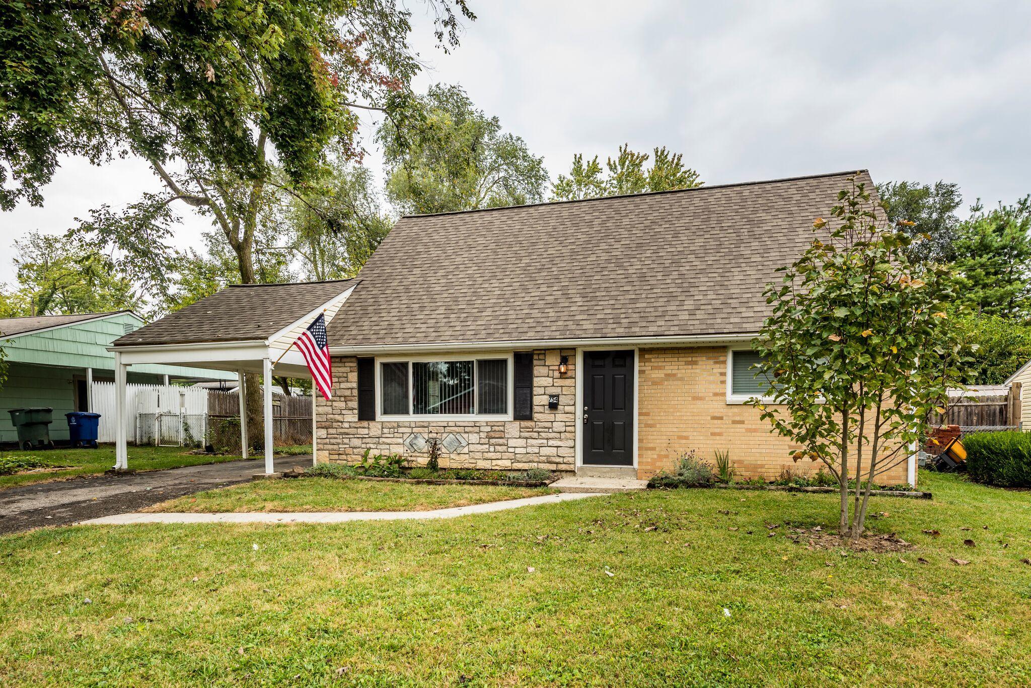 754 Bevis Road Columbus, OH 43202 - Photo 1 of 24 Gallery Image 1
