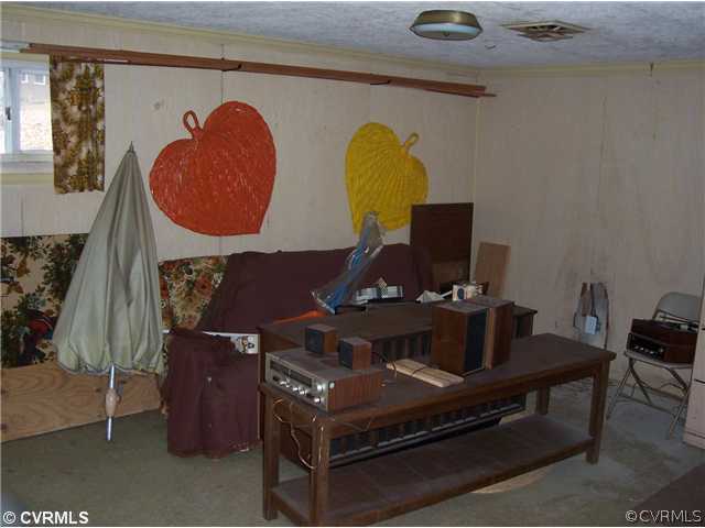 2412 Vollmer Road Henrico, VA 23229 - Photo 11 of 15 Gallery Image 11