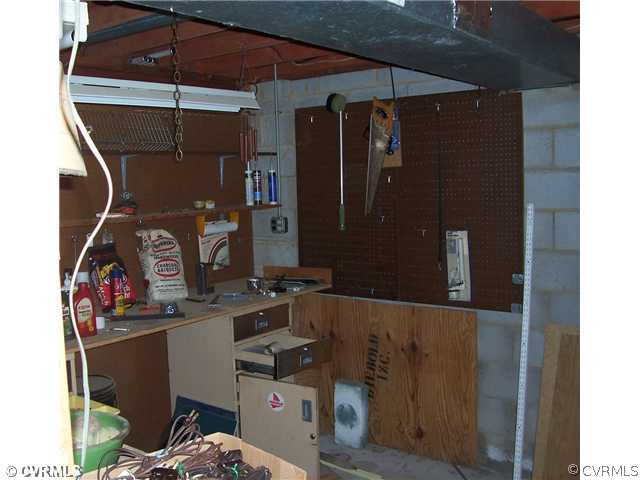 2412 Vollmer Road Henrico, VA 23229 - Photo 12 of 15 Gallery Image 12