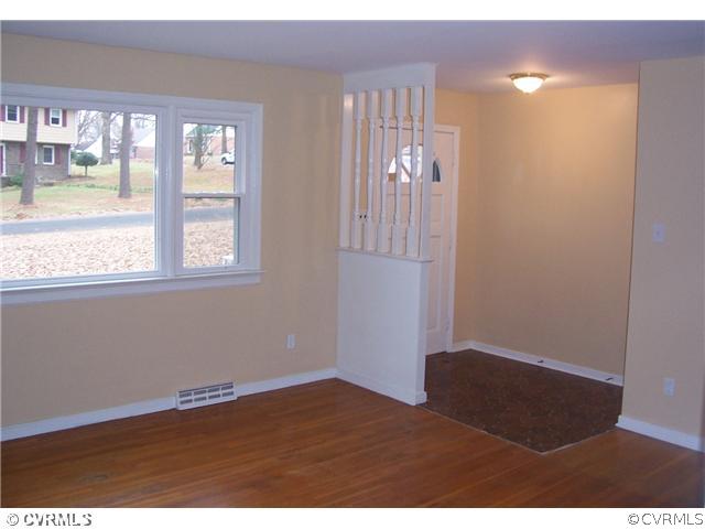 2412 Vollmer Road Henrico, VA 23229 - Photo 3 of 15 Gallery Image 3