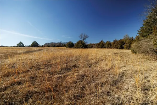 $193,000 | 1818 County Road 3700, Unit B, Coffeyville, KS 67337