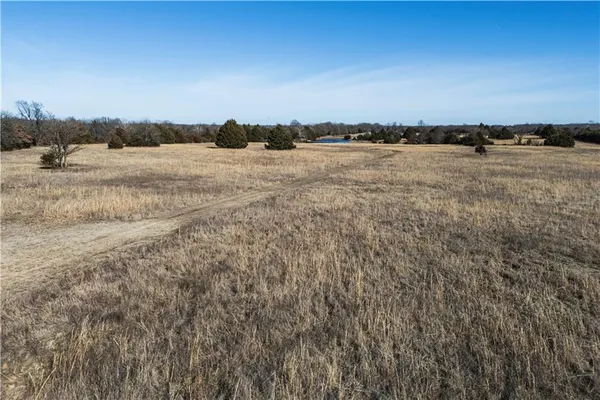 $193,000 | 1818 County Road 3700, Unit B, Coffeyville, KS 67337