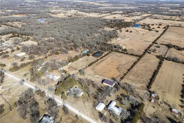 $193,000 | 1818 County Road 3700, Unit B, Coffeyville, KS 67337