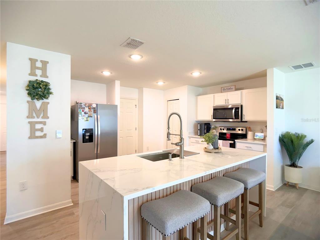 4394 Southwest 170th Street Road Ocala, FL 34473 - Photo 8 of 28 Gallery Image 8