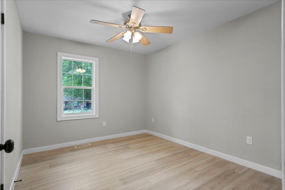 113 Iron Road Summerville, SC 29486 - Photo 13 of 29 14-SNY02776_1