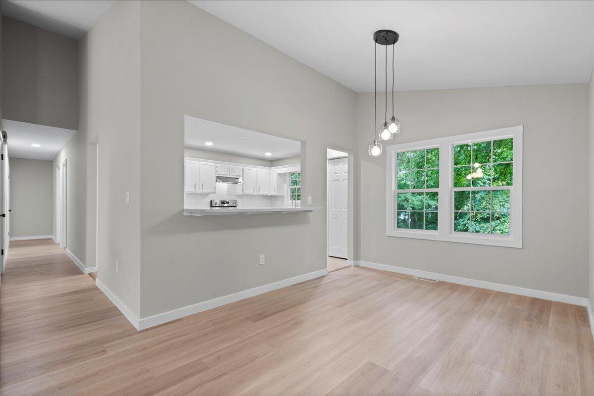 113 Iron Road Summerville, SC 29486 - Photo 9 of 29 10-SNY02755_1