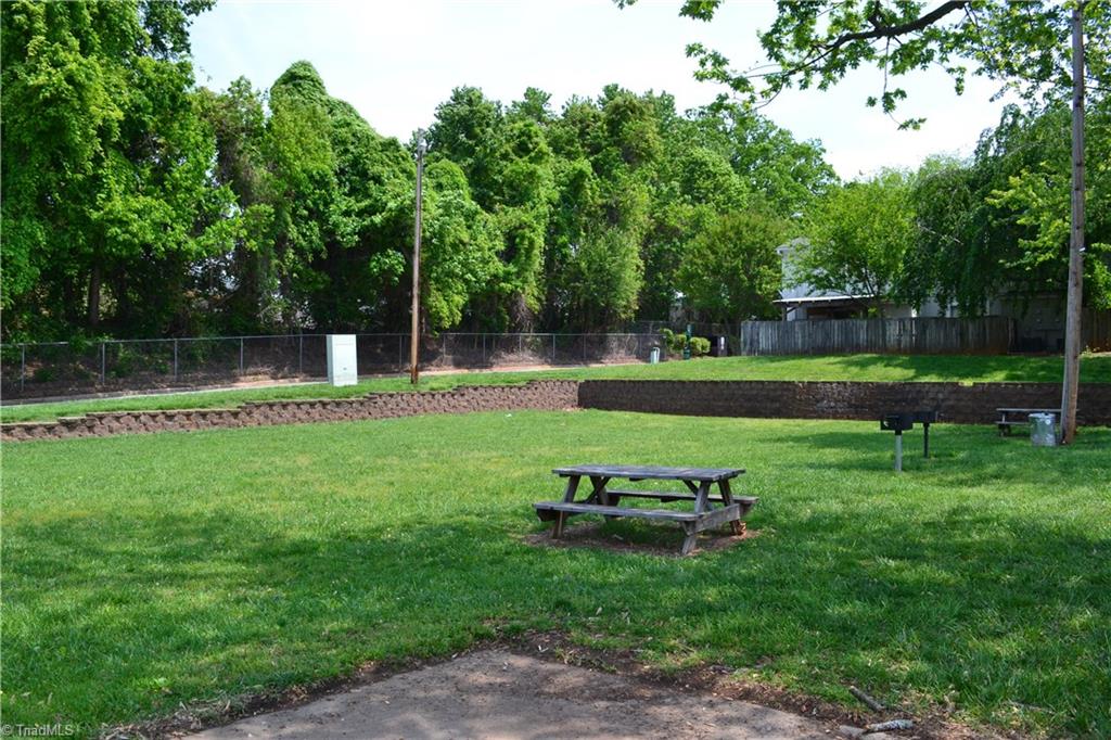 5735 Bramblegate Road Greensboro, NC 27409 - Photo 2 of 20 Cookout/Grilling Common Area