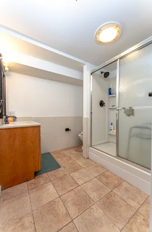 a view of a walk in closet