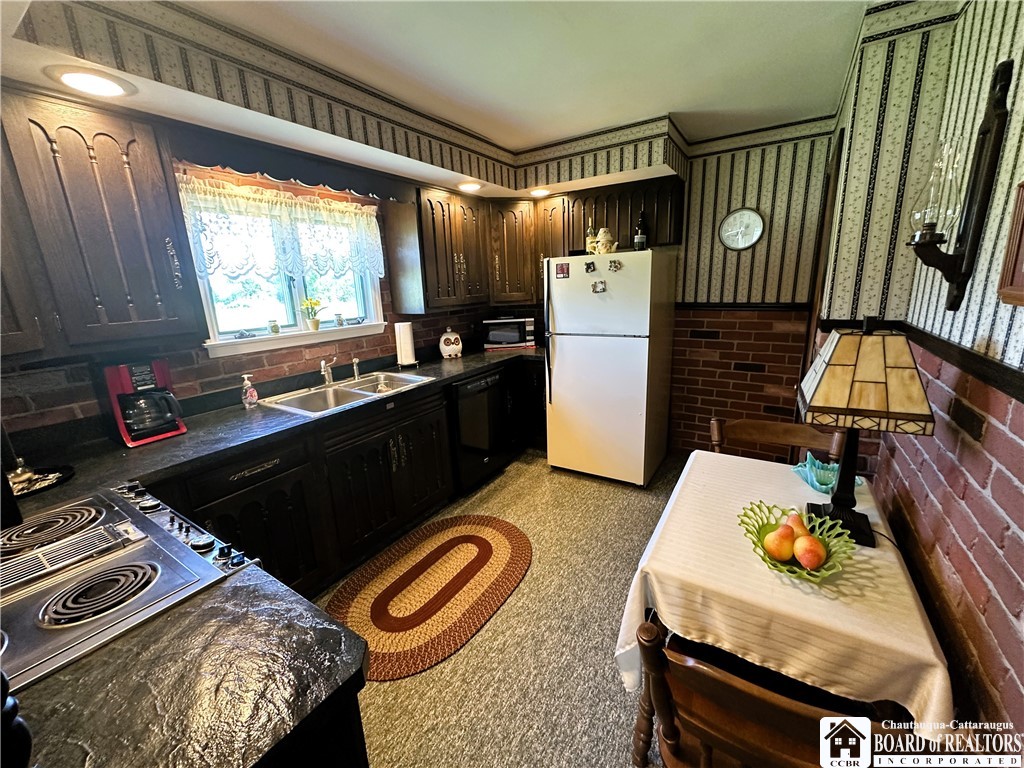 10149 Northeast Sherman Road Ripley, NY 14775 - Photo 3 of 7
