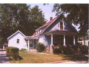 712 Fulton Avenue Rochester, IN 46975 - Photo 1 of 1