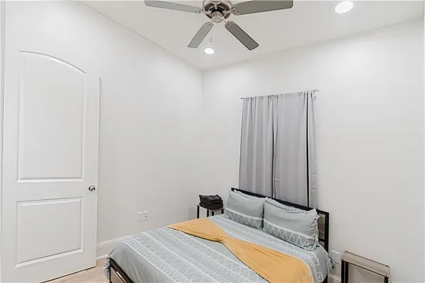 $419,000 | 8509-11 Regiment Drive, Chalmette, LA 70043