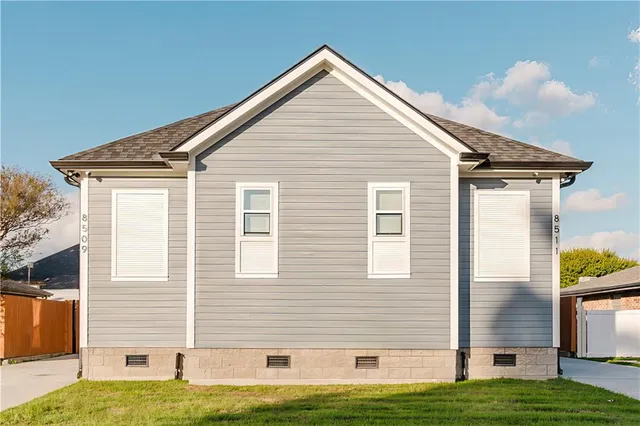 $419,000 | 8509-11 Regiment Drive, Chalmette, LA 70043