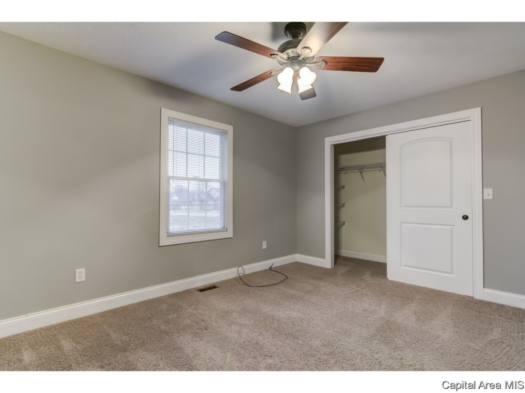 7306 Torrington Way Springfield, IL 62711 - Photo 9 of 36