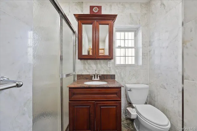 $1,348,000 | 81-32 265th Street | Floral Park