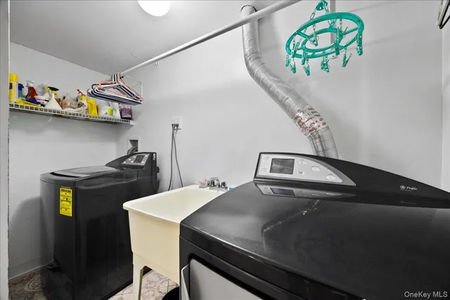 $1,348,000 | 81-32 265th Street | Floral Park