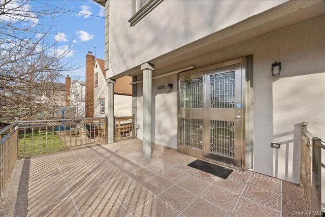 $1,348,000 | 81-32 265th Street | Floral Park