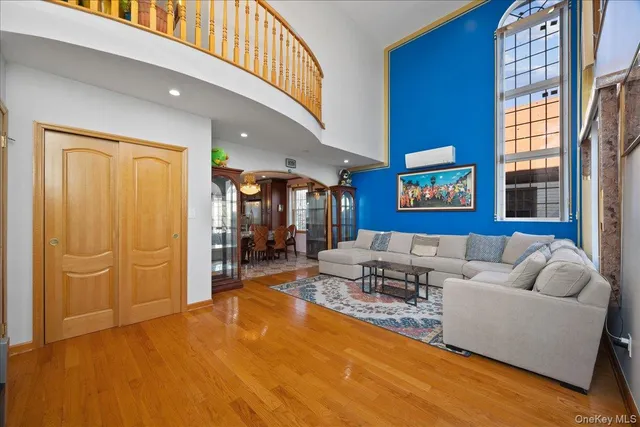 $1,348,000 | 81-32 265th Street | Floral Park