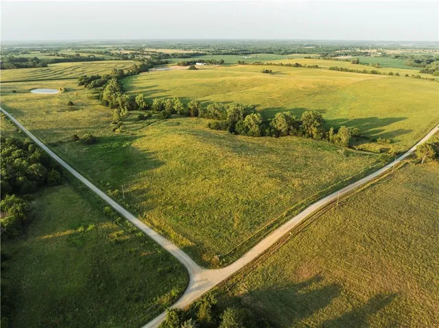 $639,400 | 0 154th Street, Valley Falls, KS 66088
