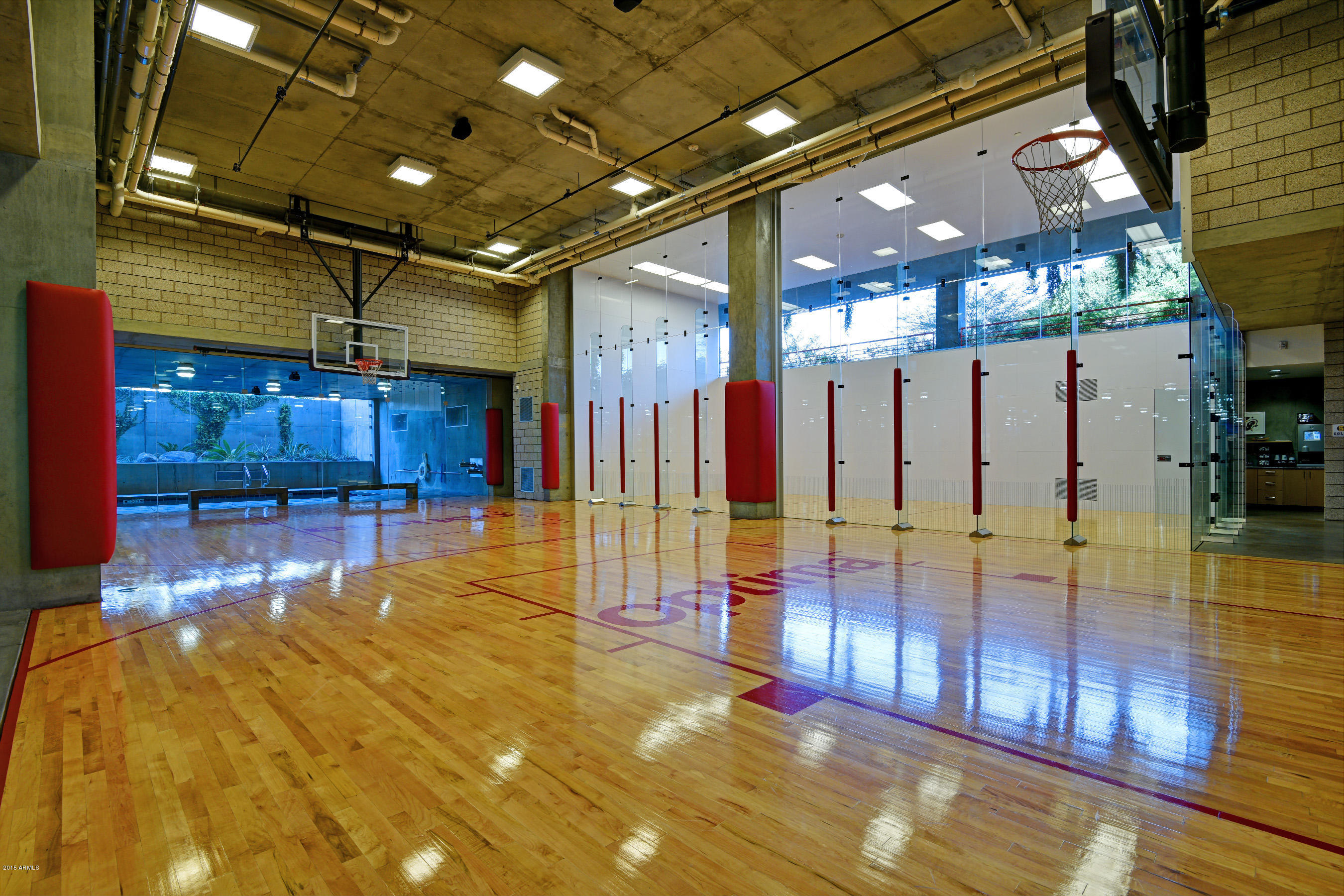 Amenities - Courts