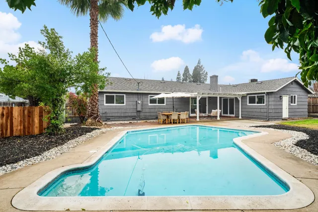 $650,000 | 4905 Heatherdale Lane, Carmichael, CA 95608