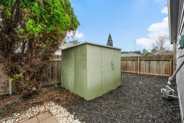 $650,000 | 4905 Heatherdale Lane, Carmichael, CA 95608