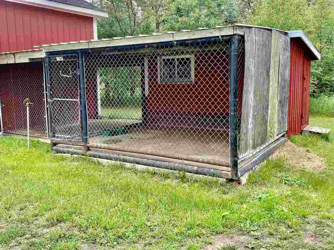 6405 Round Lake Road Gladwin, MI 48624 - Photo 12 of 64