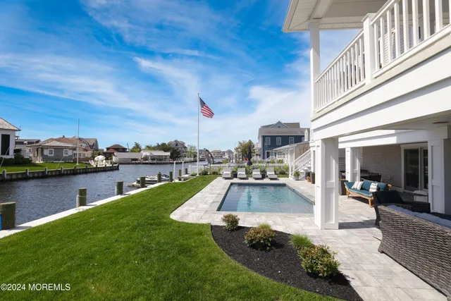 $22,000 | 520 Normandy Drive, Unit WKLY SUMMER RENTAL, Mantoloking, NJ 08738