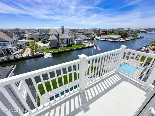 $22,000 | 520 Normandy Drive, Unit WKLY SUMMER RENTAL, Mantoloking, NJ 08738