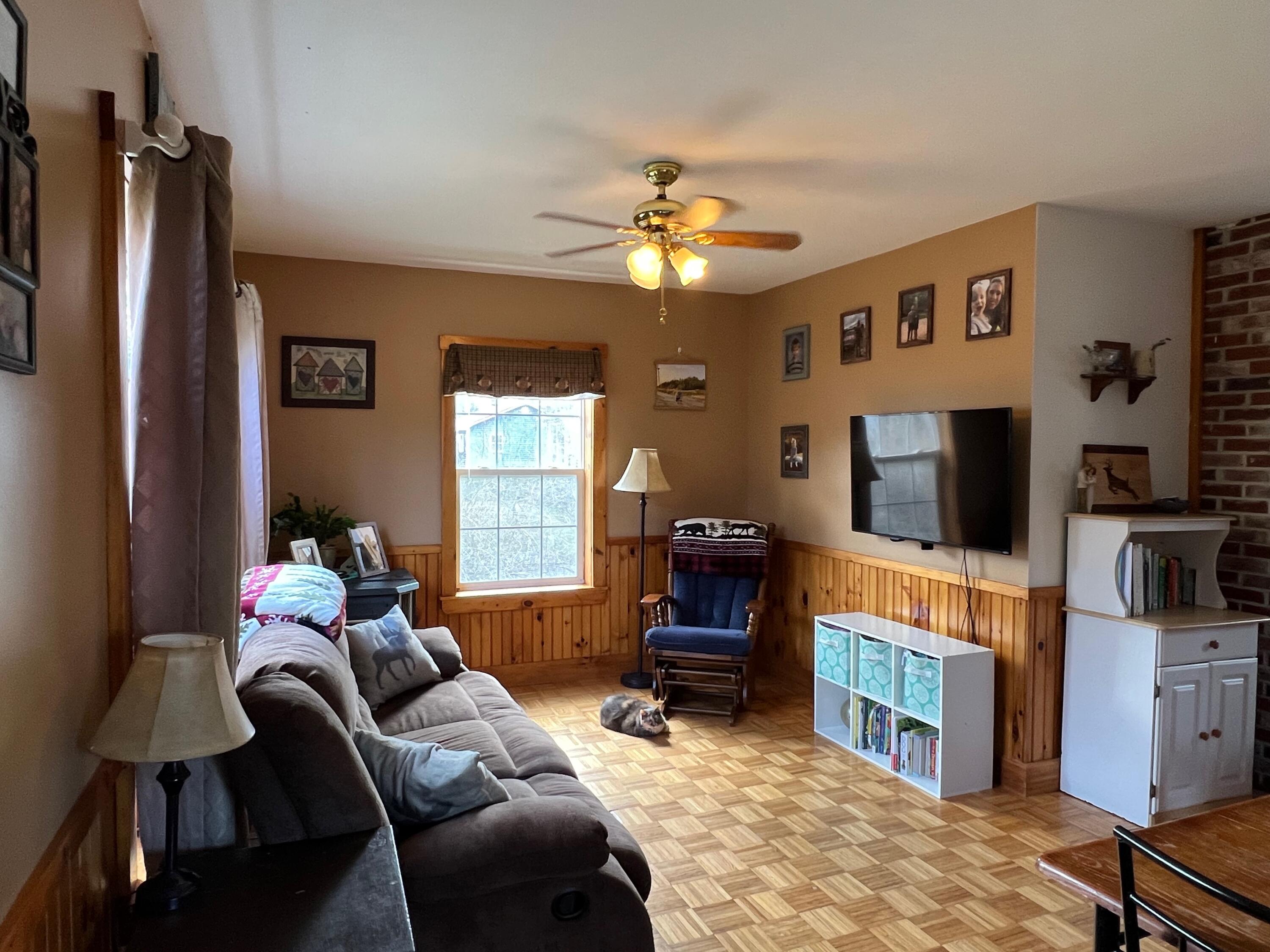 2770 Washington Road Waldoboro, ME 04572 - Photo 9 of 39 IMG_4355