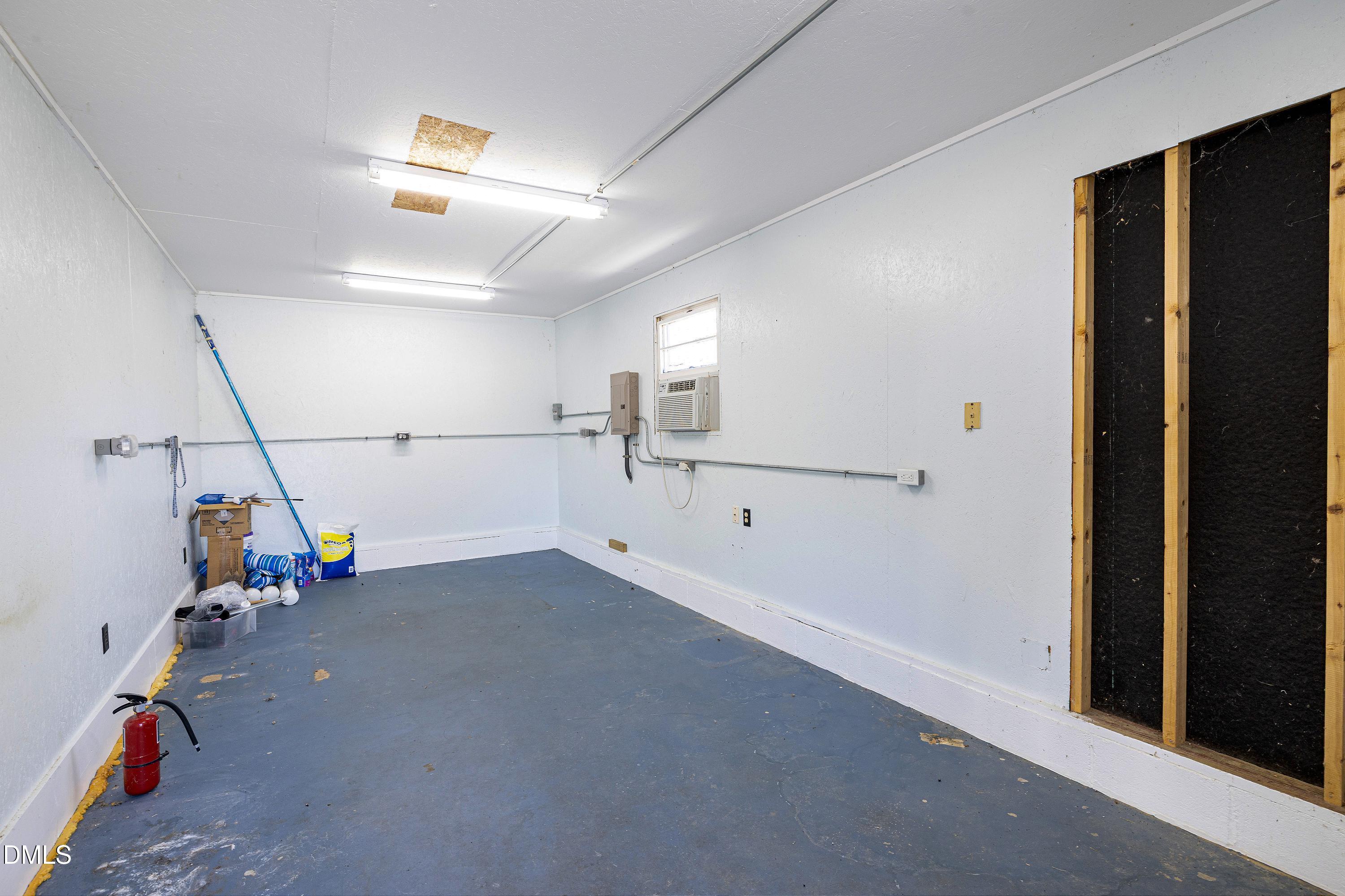 5706 Cheek Road Durham, NC 27704 - Photo 51 of 70 Scene-36