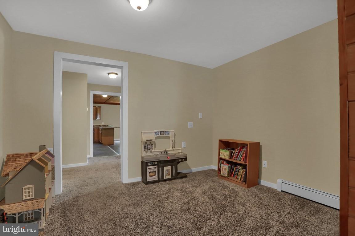 92 Jasmine Road Delta, PA 17314 - Photo 16 of 38 Gallery Image 16