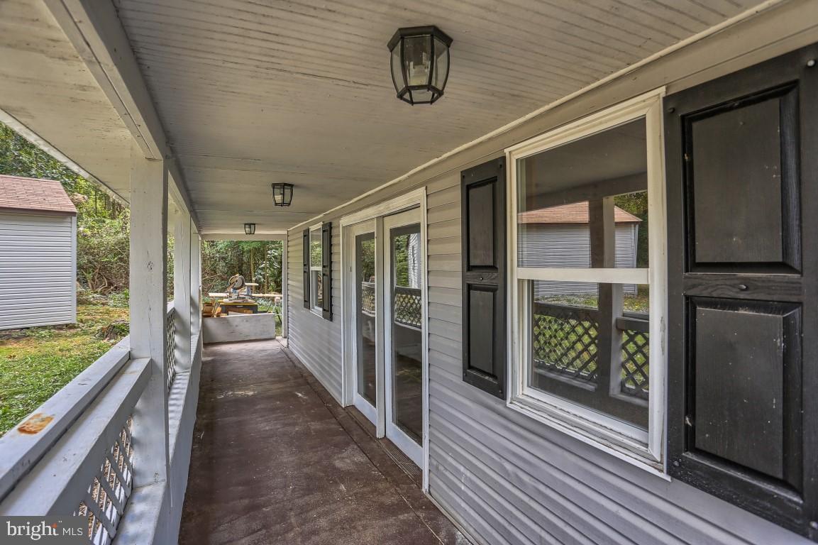 92 Jasmine Road Delta, PA 17314 - Photo 3 of 38 Gallery Image 3