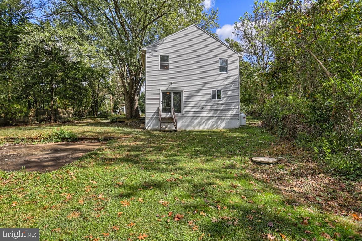 92 Jasmine Road Delta, PA 17314 - Photo 4 of 38 Gallery Image 4