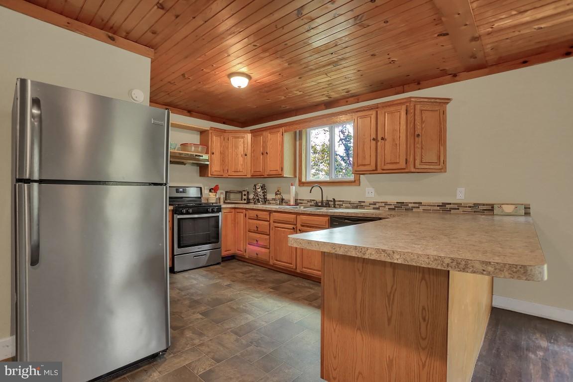 92 Jasmine Road Delta, PA 17314 - Photo 10 of 38 Gallery Image 10