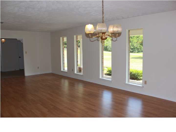 1074 West Parks Road Raymond, MS 39154 - Photo 13 of 37 Formal Living-Dining