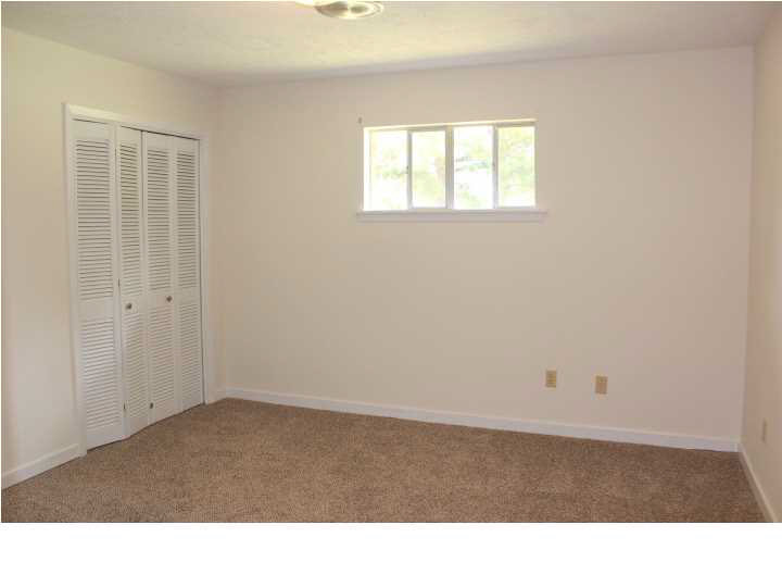 1074 West Parks Road Raymond, MS 39154 - Photo 30 of 37 3rd Bedroom