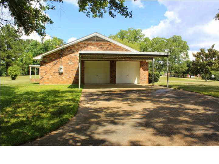 1074 West Parks Road Raymond, MS 39154 - Photo 6 of 37 Garage Side Entrance