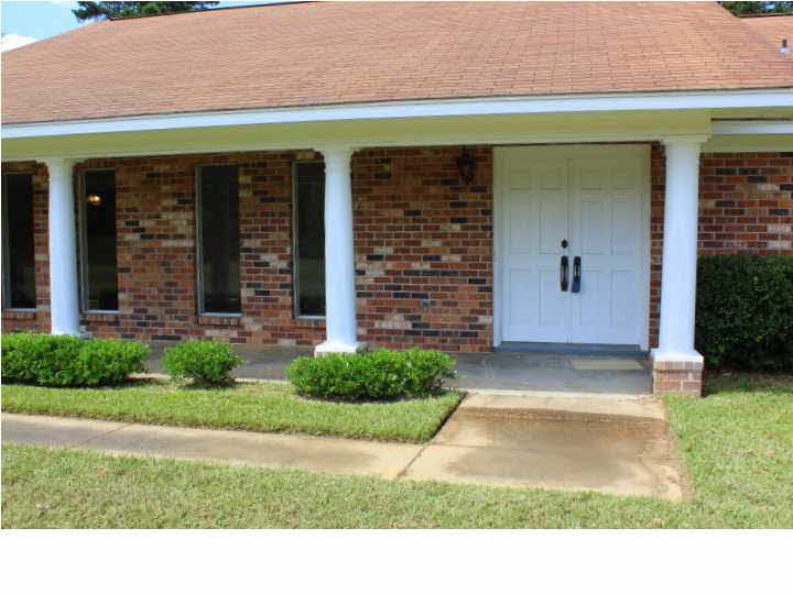 1074 West Parks Road Raymond, MS 39154 - Photo 7 of 37 Front Entrance