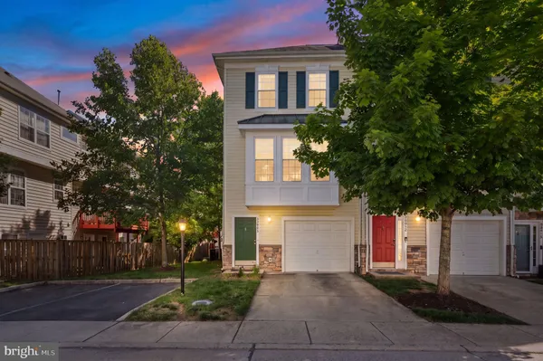 $475,000 | 22946 Fontwell Square, Sterling, VA 20166