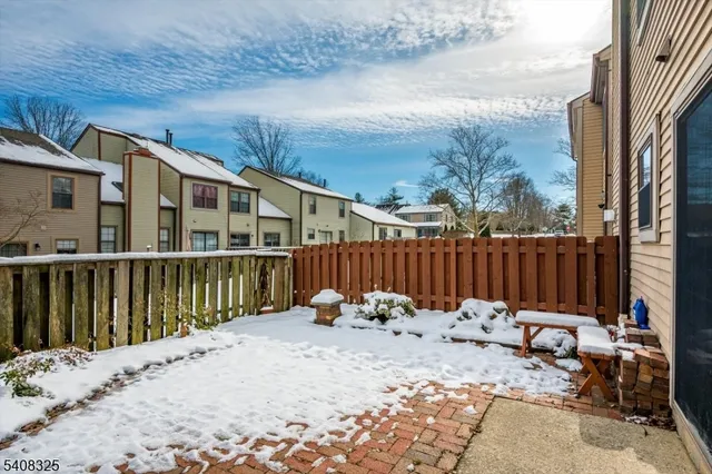 $470,000 | 4 Deborah Court, Robbinsville, NJ 08691