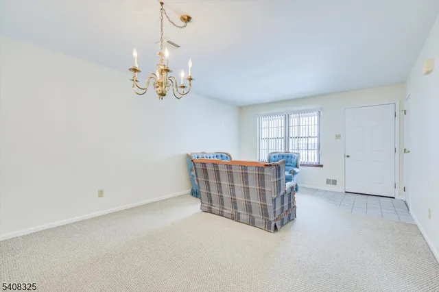 $470,000 | 4 Deborah Court, Robbinsville, NJ 08691