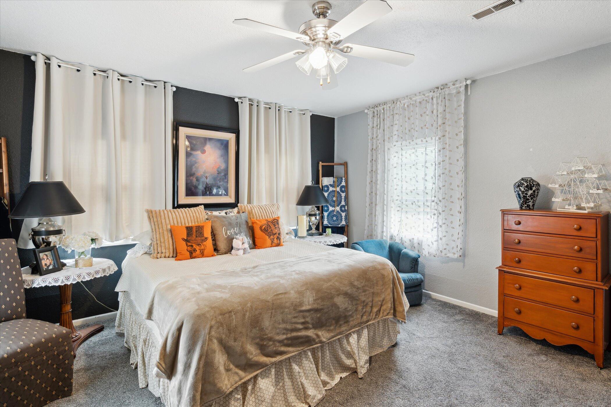 308 State Street Albion, MI 49224 - Photo 12 of 35 16-308-State-St-Albion-MI-49224-WindowSt