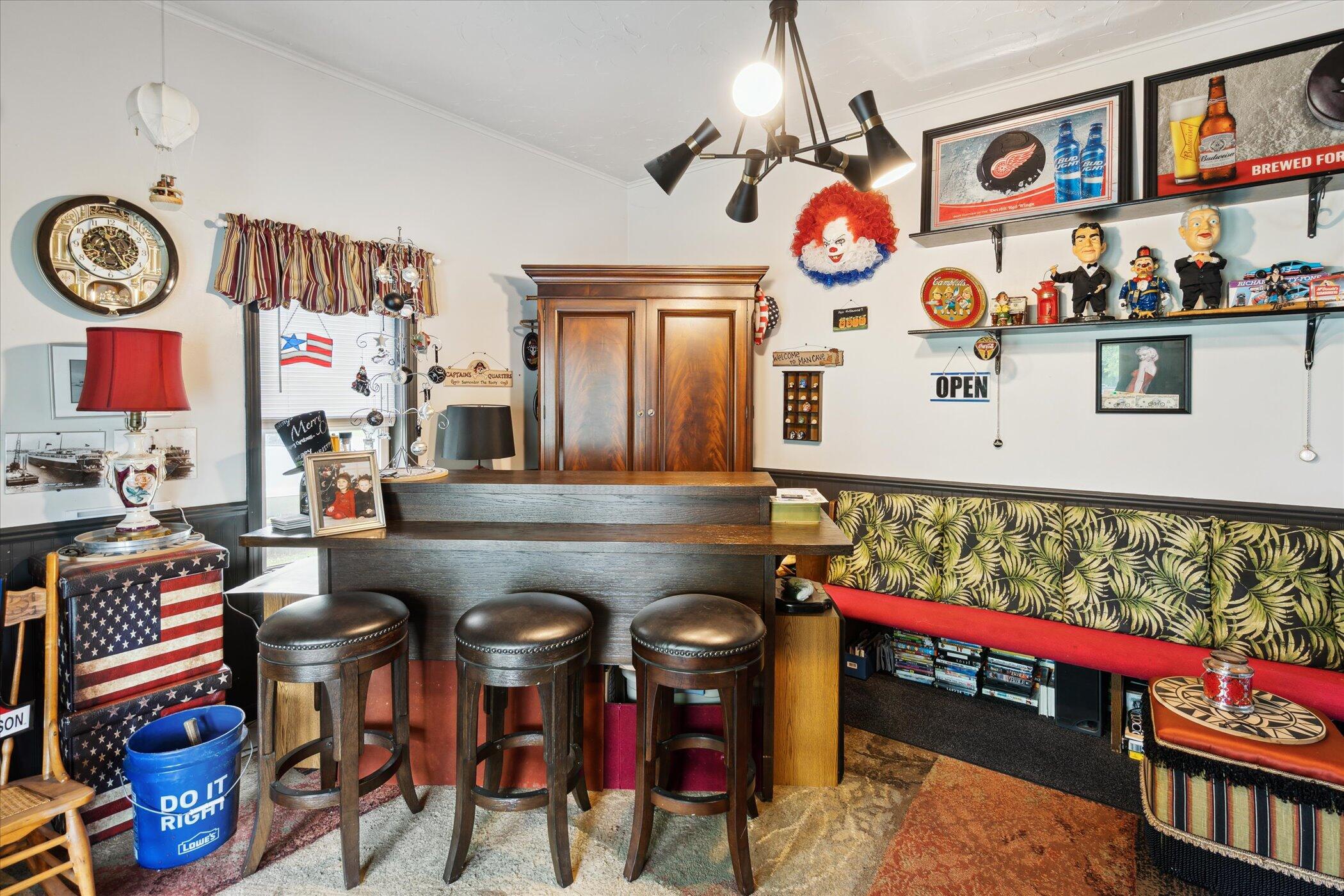 308 State Street Albion, MI 49224 - Photo 25 of 35 27-308-State-St-Albion-MI-49224-WindowSt