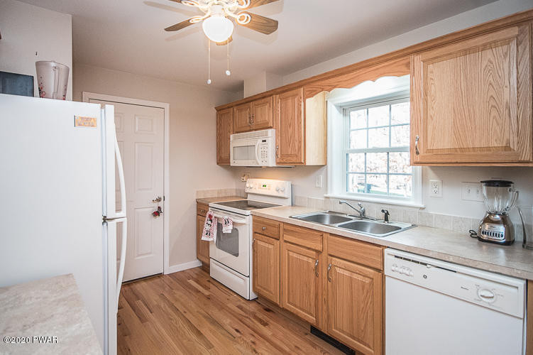 145 Rockway Road Lake Ariel, PA 18436 - Photo 25 of 38