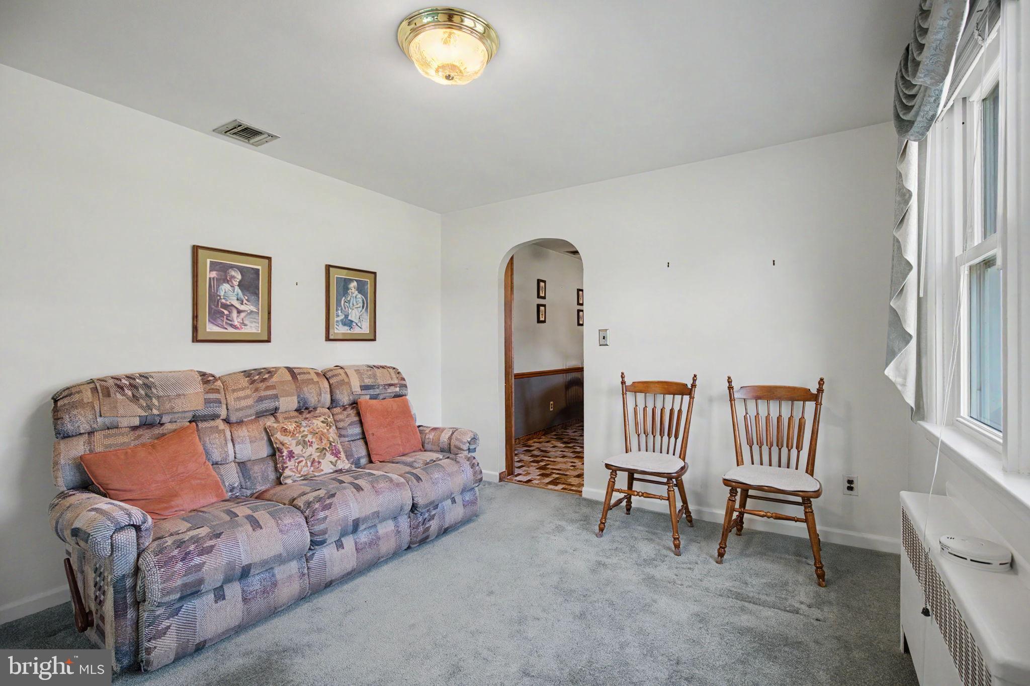 157 Egypt Road Norristown, PA 19403 - Photo 6 of 34 Gallery Image 6