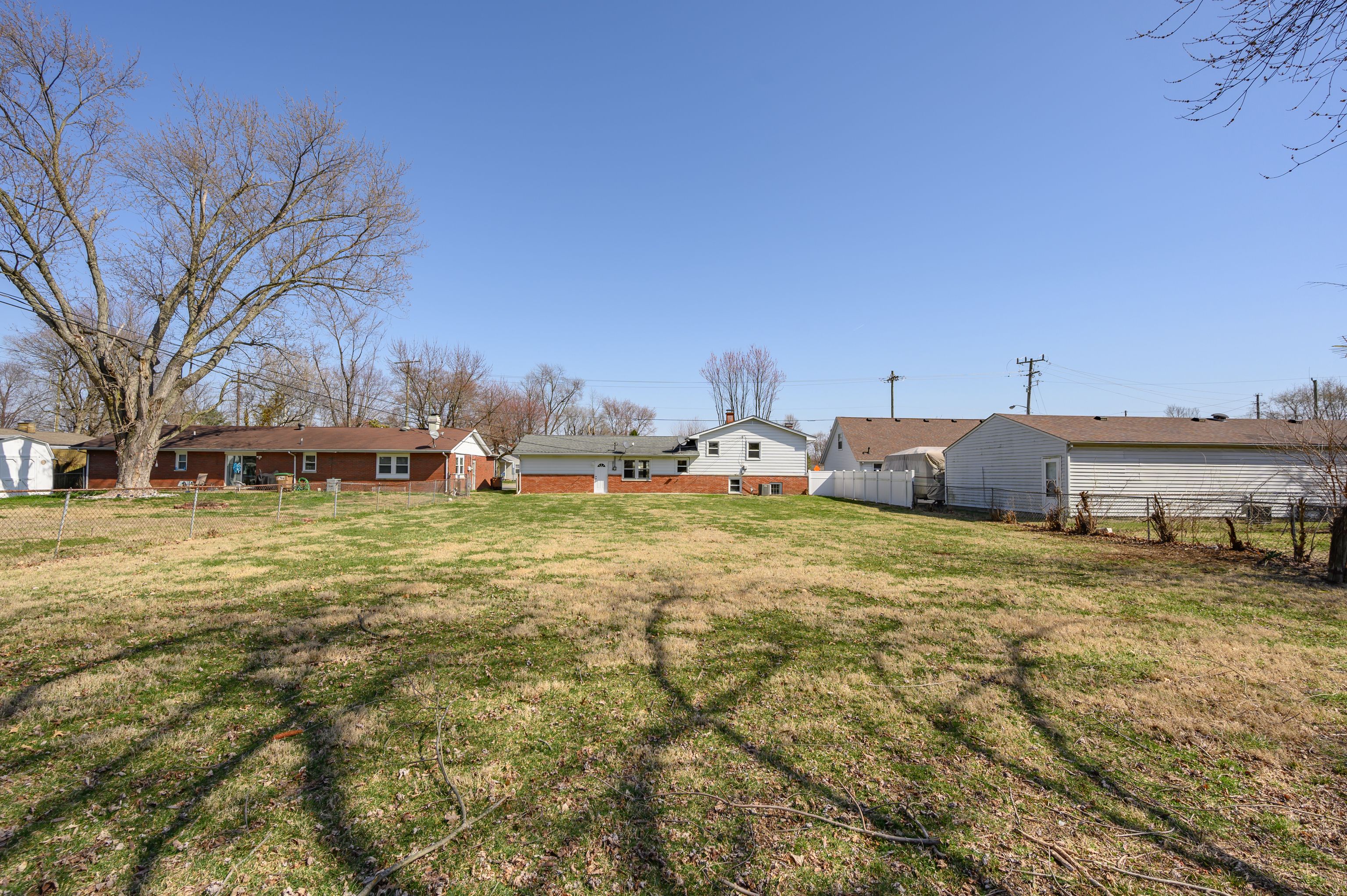 1724 Beam Road Columbus, IN 47201 - Photo 34 of 46 Gallery Image 34