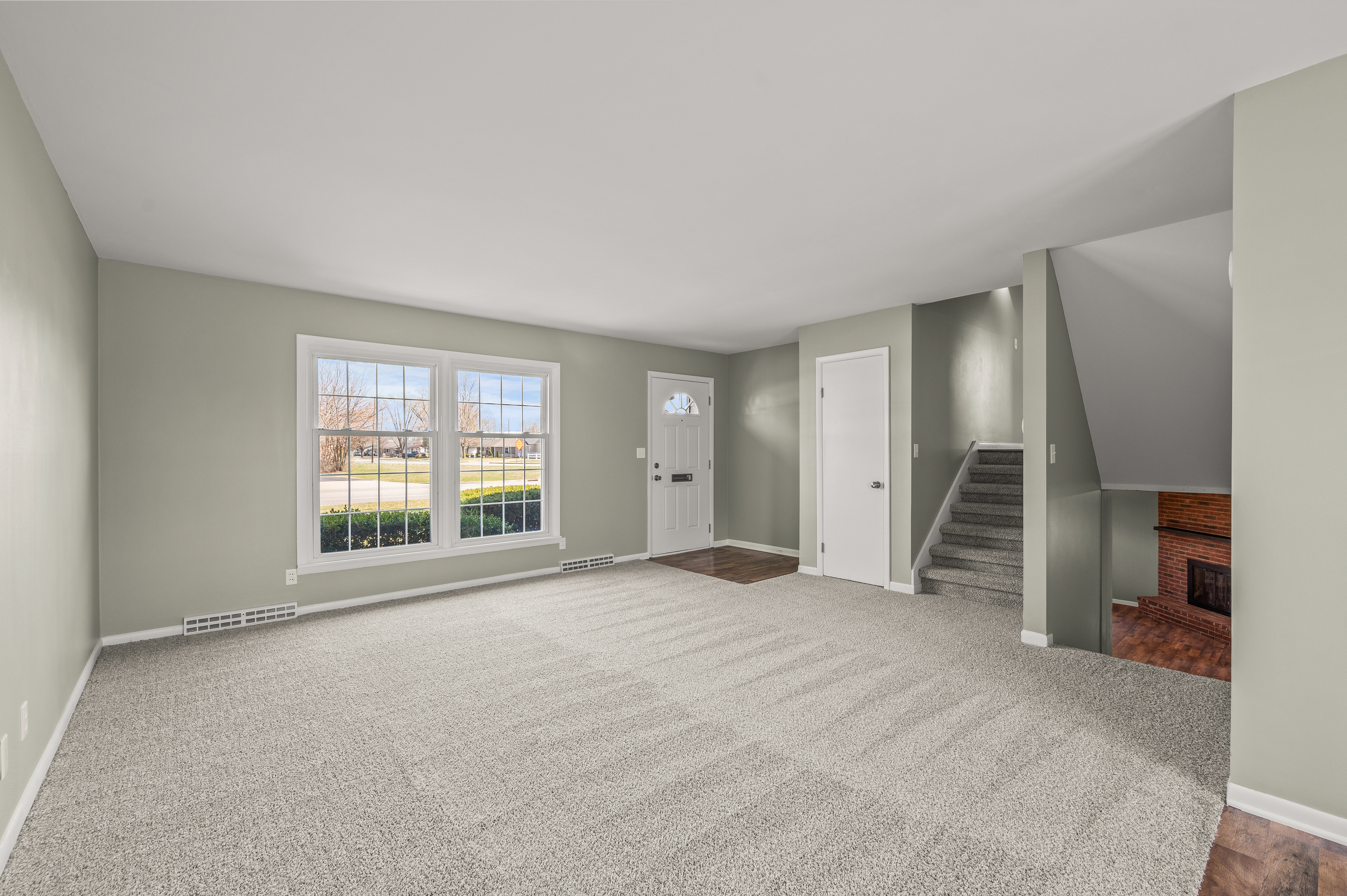 1724 Beam Road Columbus, IN 47201 - Photo 5 of 46 Gallery Image 5