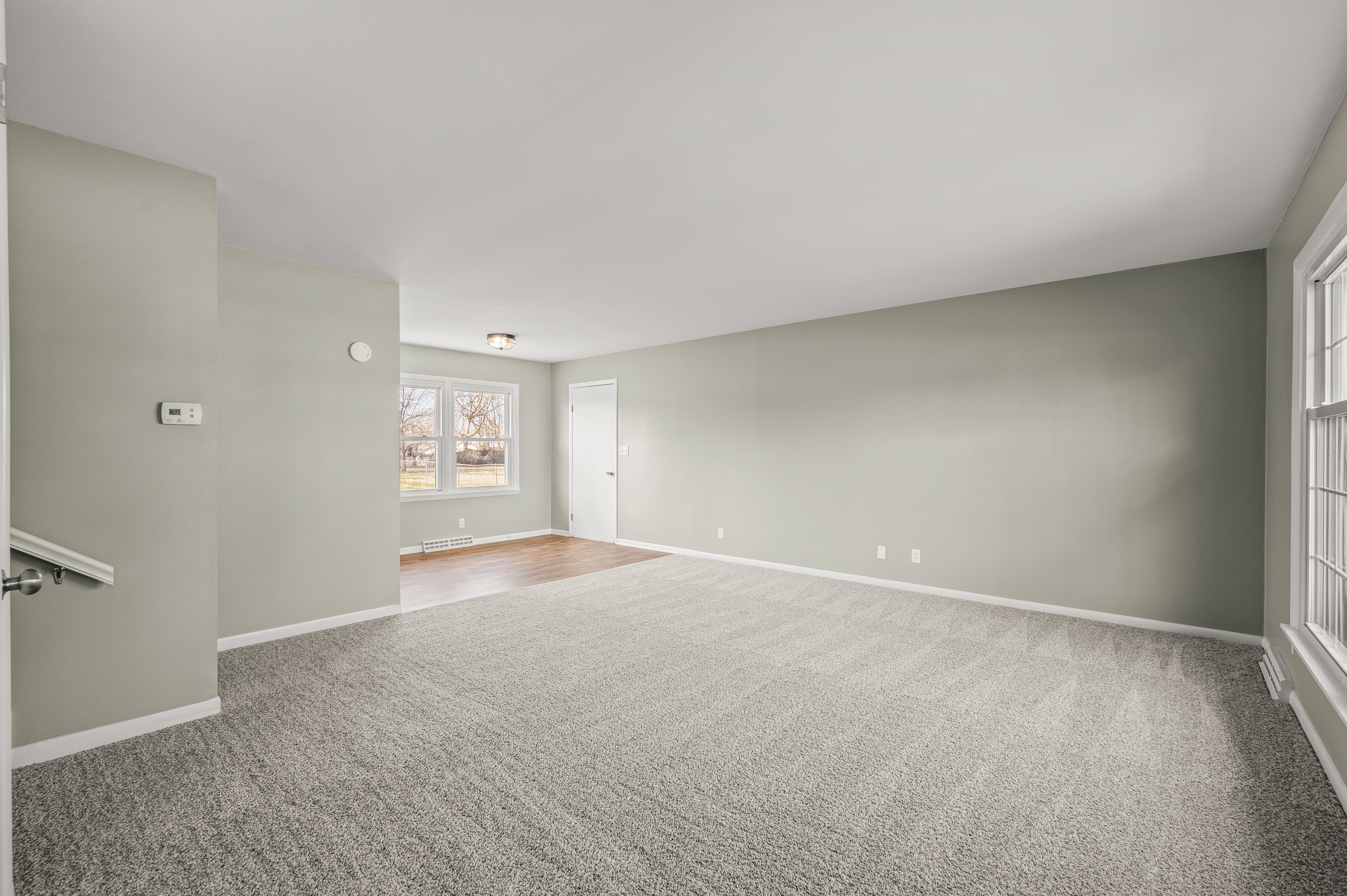 1724 Beam Road Columbus, IN 47201 - Photo 7 of 46 Gallery Image 7