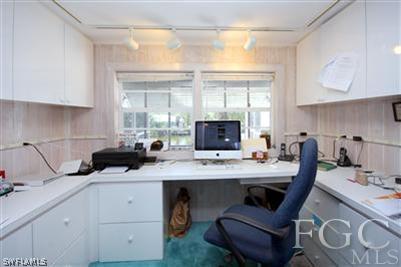 653 East Rocks Drive Sanibel, FL 33957 - Photo 8 of 10 Gallery Image 8