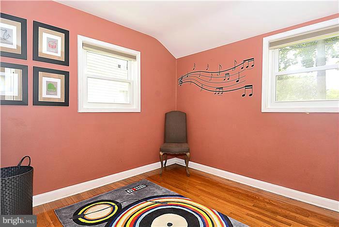 3004 Weisman Road Silver Spring, MD 20902 - Photo 8 of 20 Main Level Bedroom